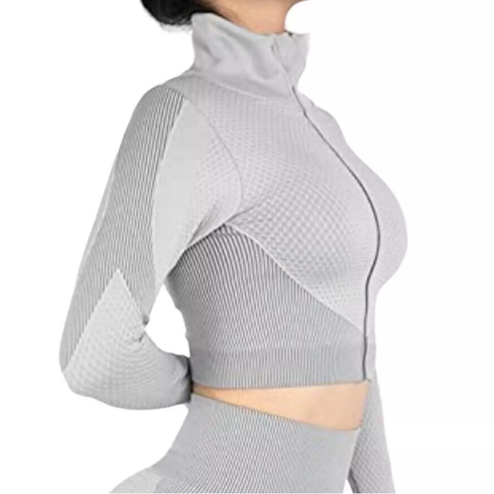 Bella Movement Womens Small Gray Workout Crop Top Long Sleeve Jacket Mock Neck